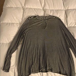 American eagle long sleeved shirt
